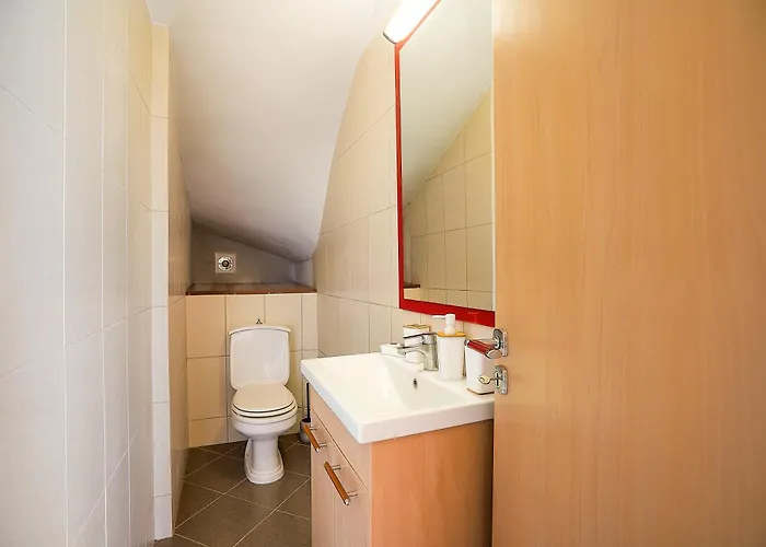 Sky Hills فيلة *