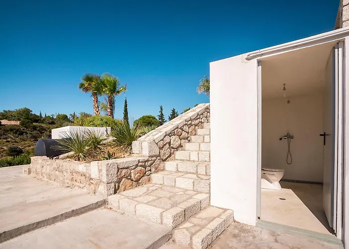 Sky Hills فيلة *